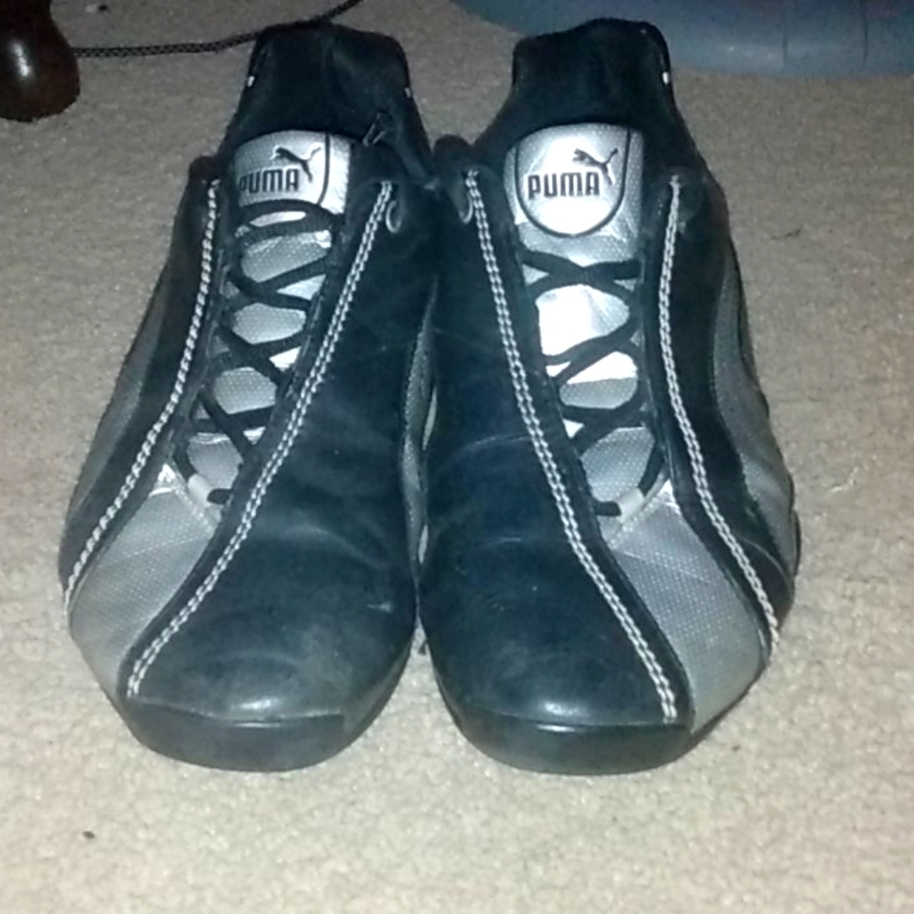 Puma Sneakers